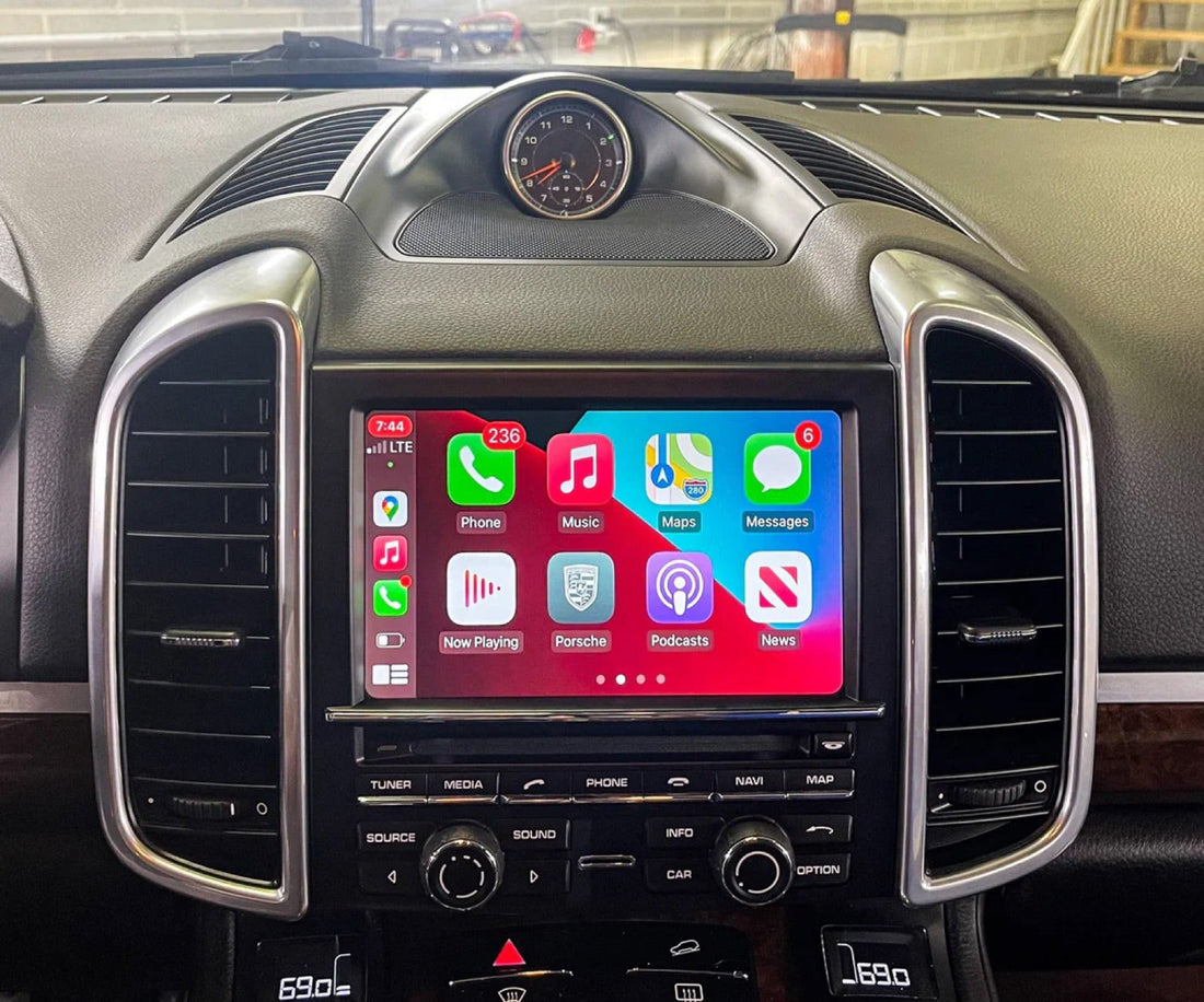 Porsche PCM 3.1 and PCM 4.0 infotainment